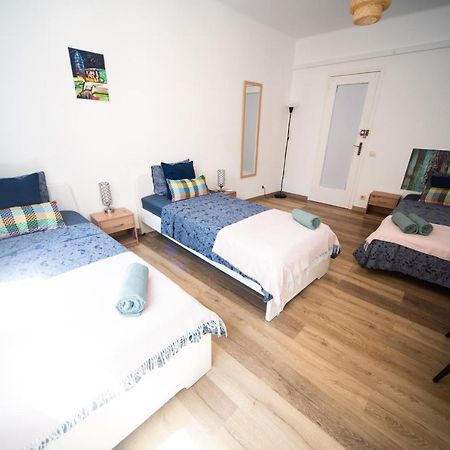 By Port Vell Rooms Barcelona Bagian luar foto