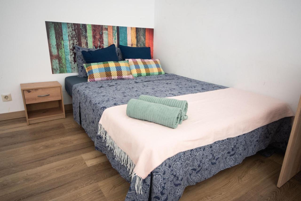 By Port Vell Rooms Barcelona Bagian luar foto