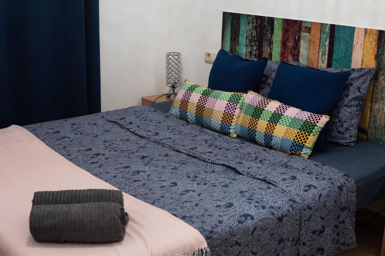 By Port Vell Rooms Barcelona Bagian luar foto