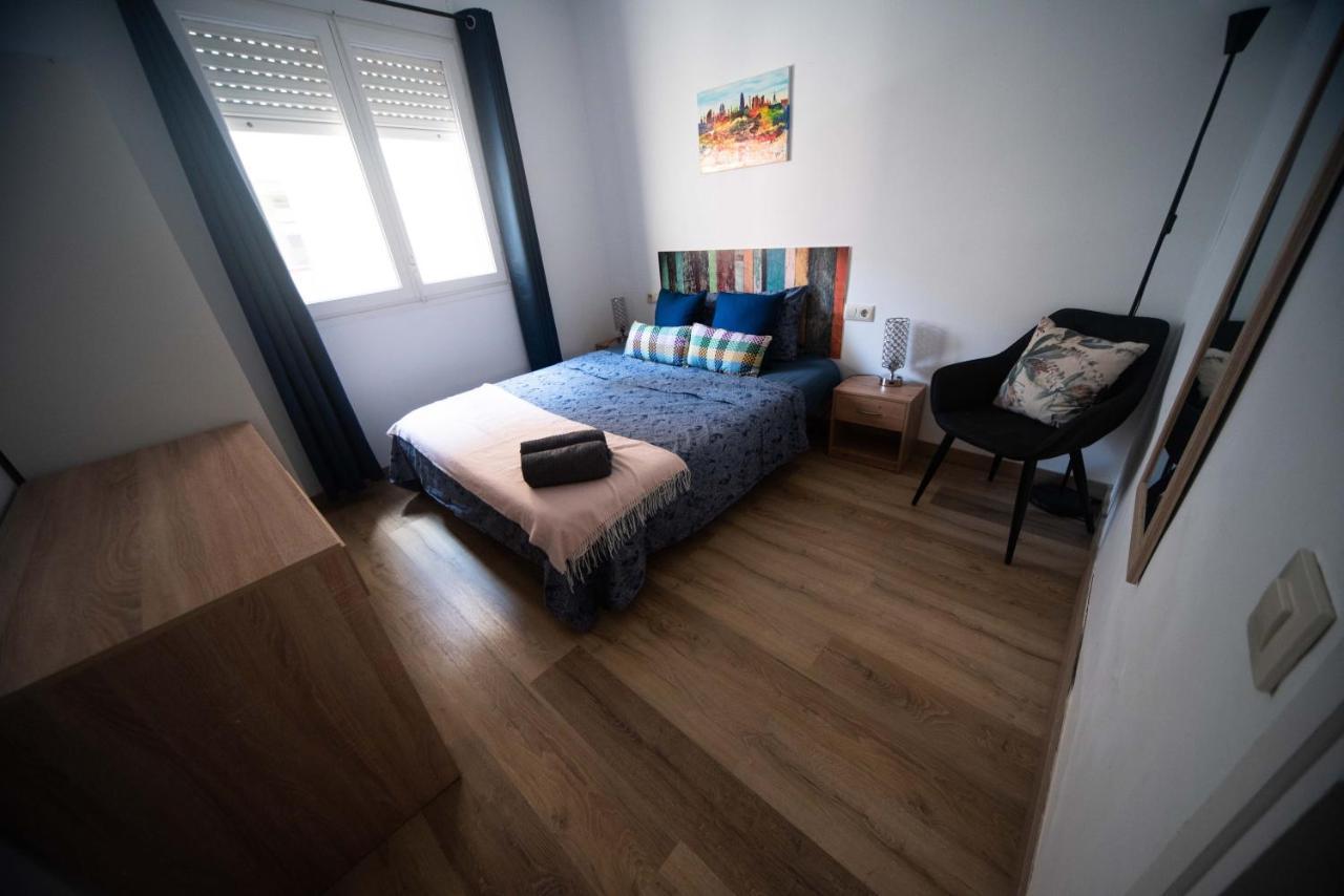 By Port Vell Rooms Barcelona Bagian luar foto